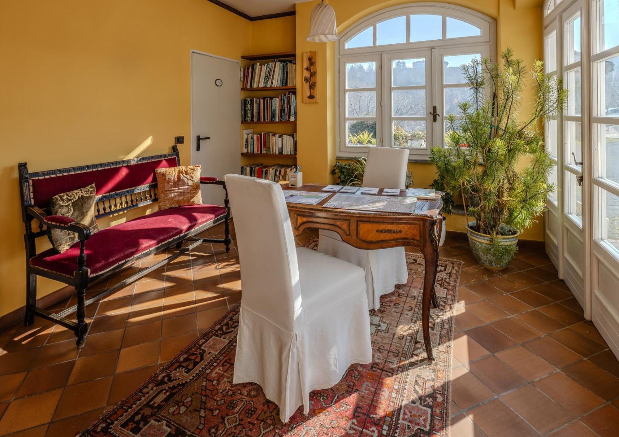 Villa La Meridiana Alba  Exterior photo